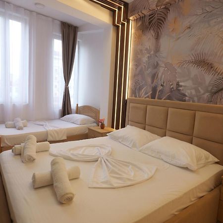 Golden Sleep Hostel شكودر المظهر الخارجي الصورة