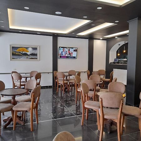 Golden Sleep Hostel شكودر المظهر الخارجي الصورة