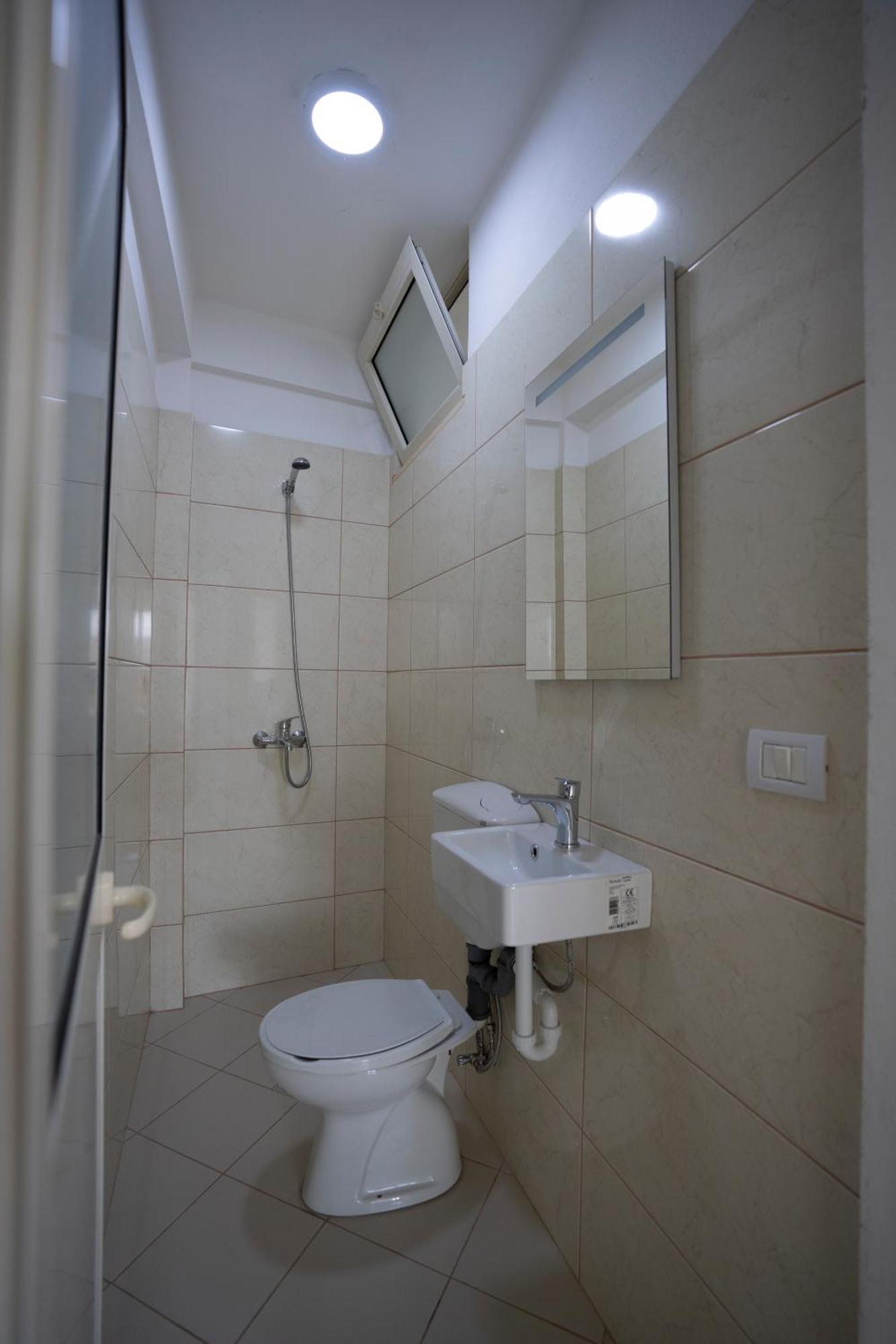 Golden Sleep Hostel شكودر المظهر الخارجي الصورة