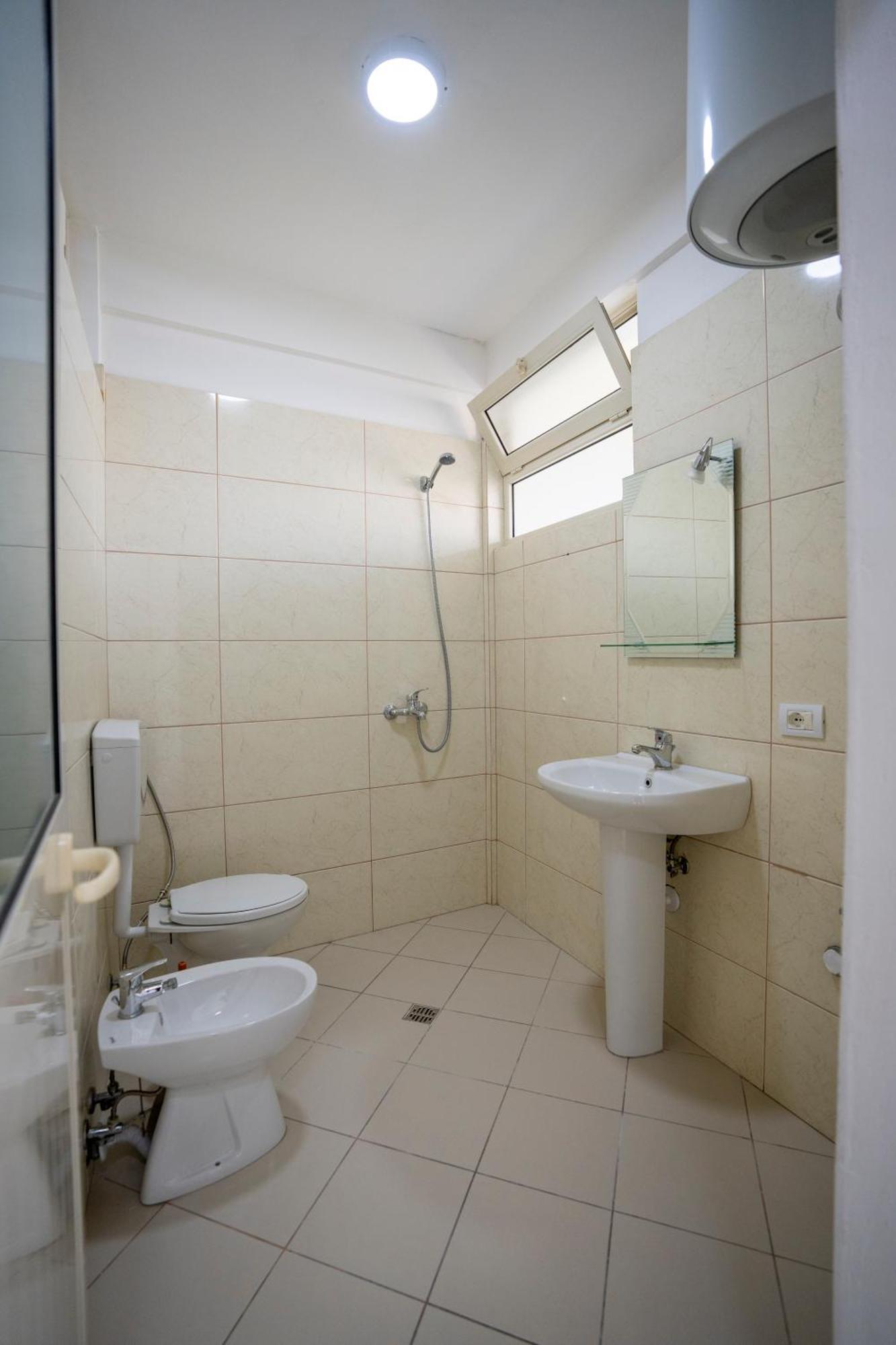 Golden Sleep Hostel شكودر المظهر الخارجي الصورة