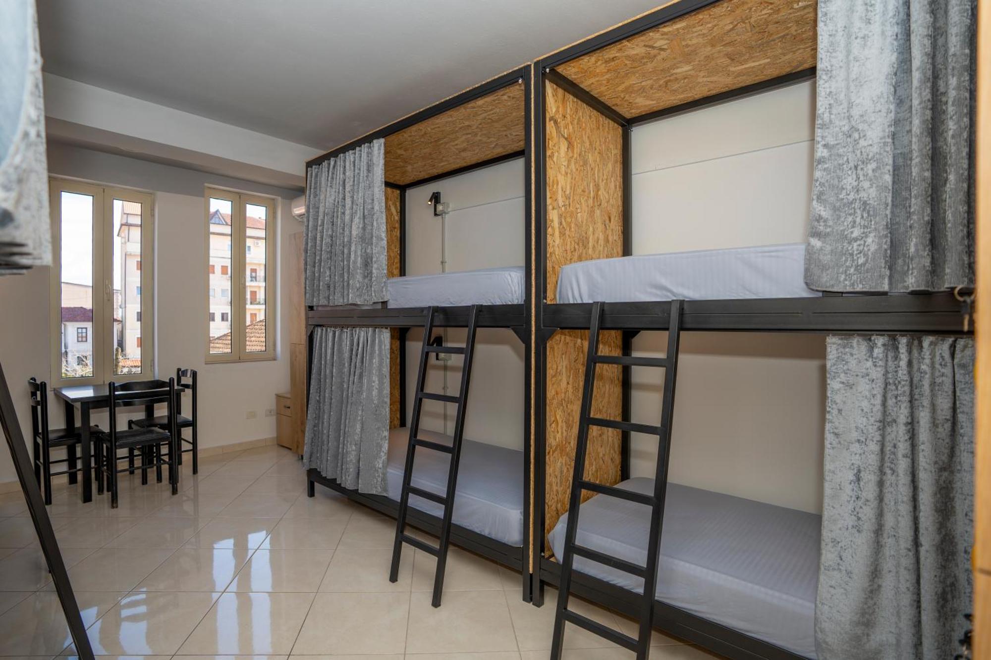 Golden Sleep Hostel شكودر المظهر الخارجي الصورة