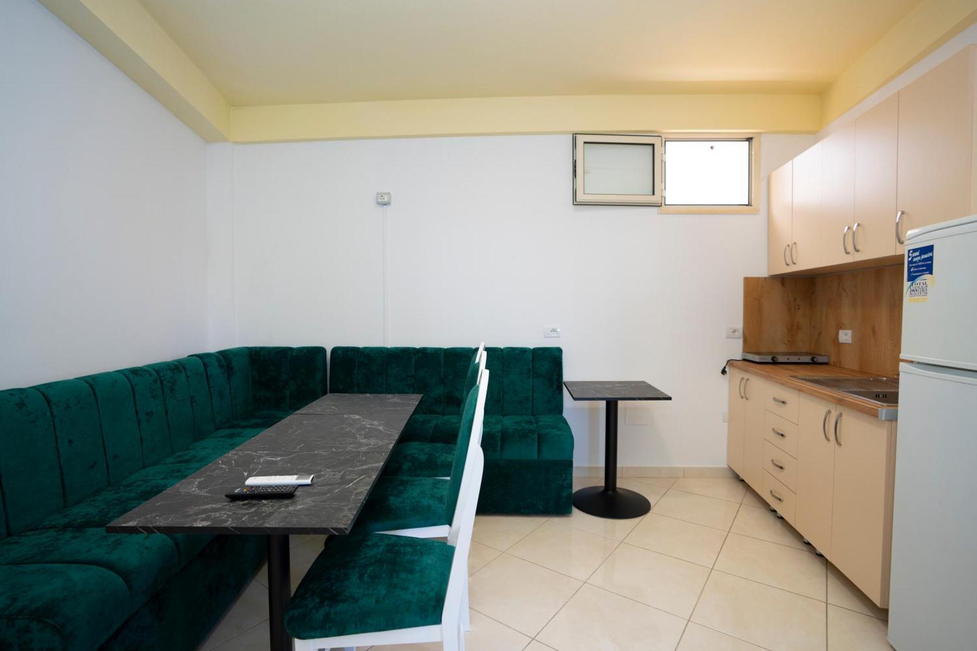 Golden Sleep Hostel شكودر المظهر الخارجي الصورة