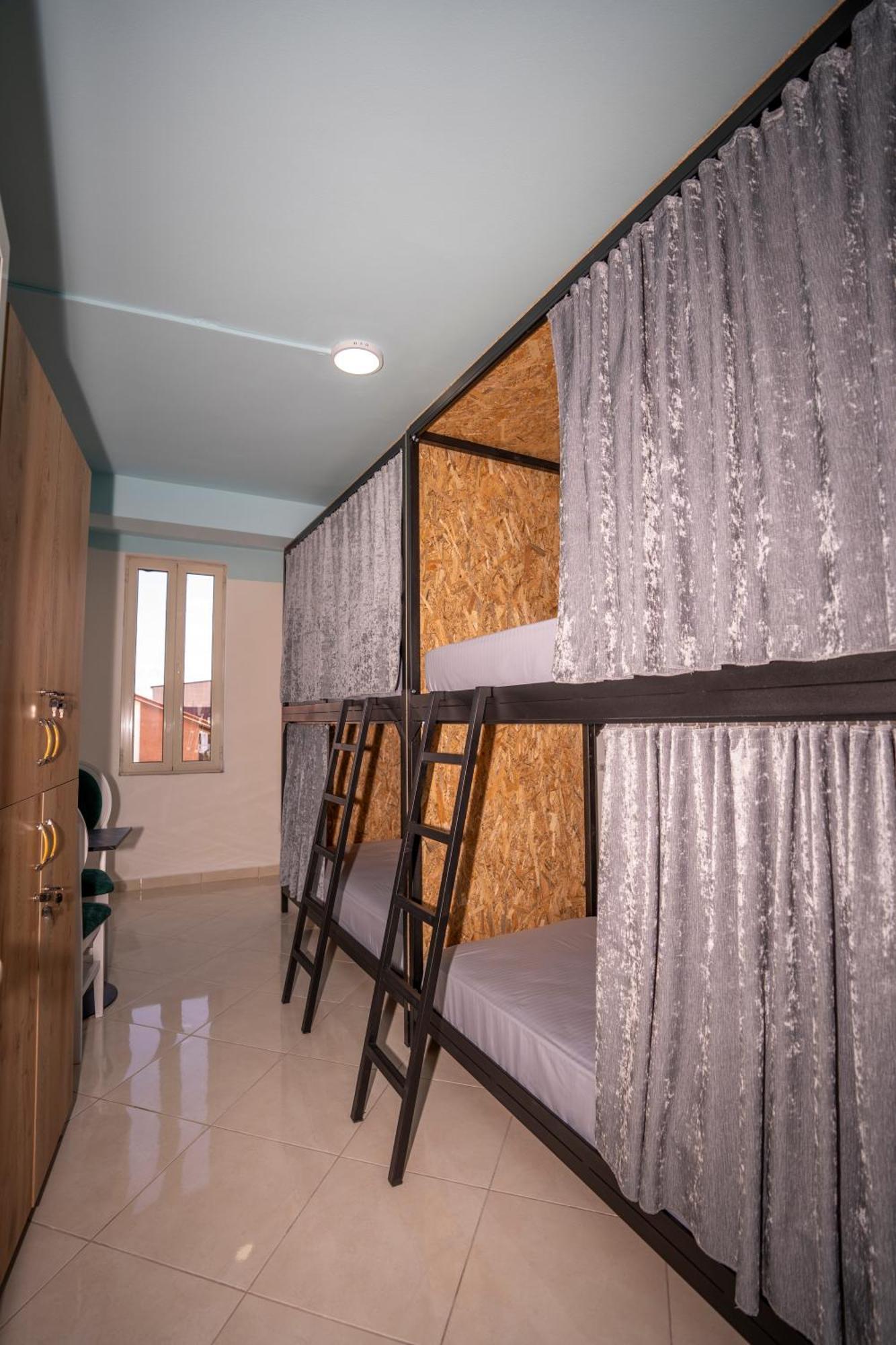 Golden Sleep Hostel شكودر المظهر الخارجي الصورة