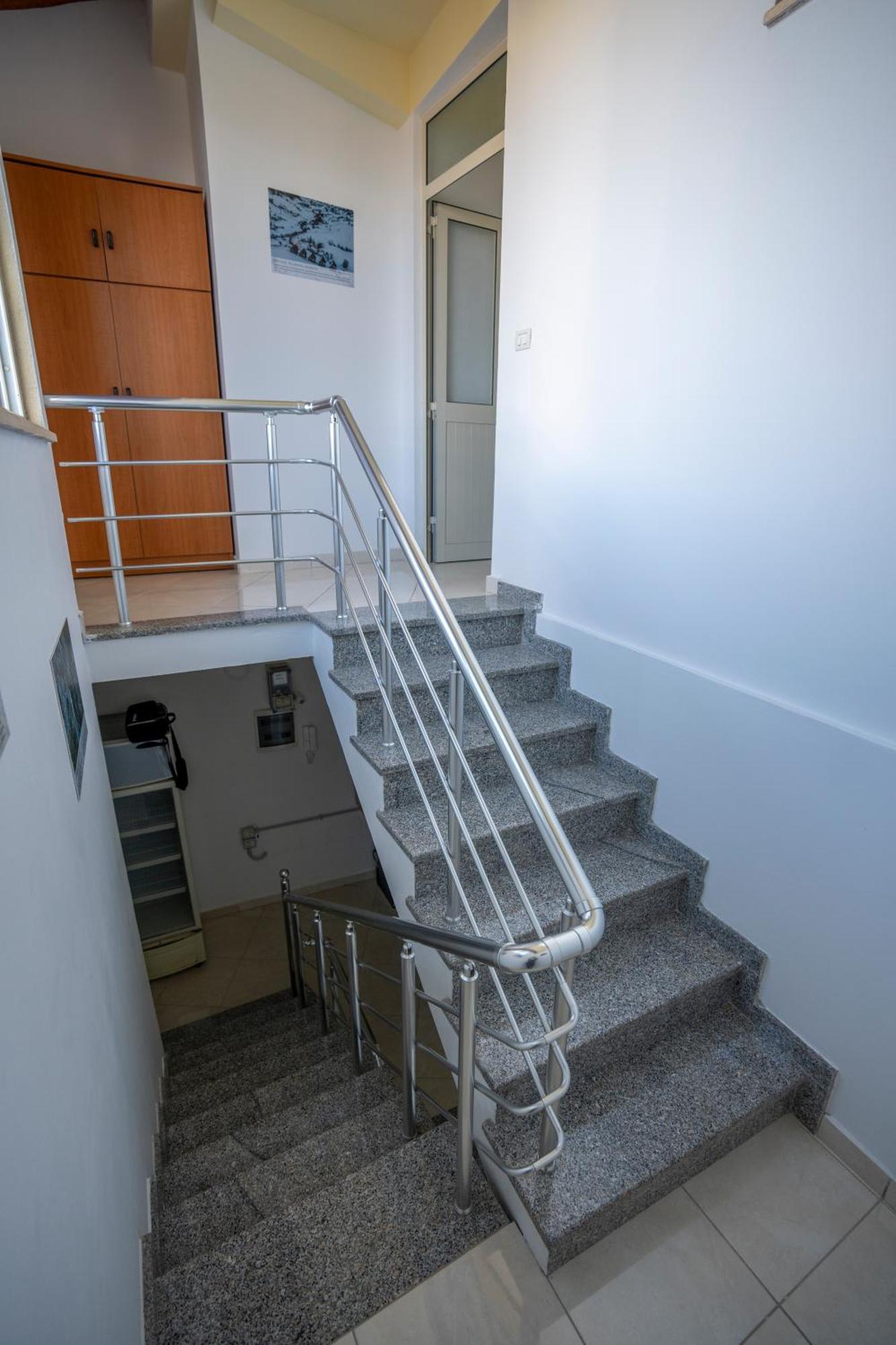 Golden Sleep Hostel شكودر المظهر الخارجي الصورة