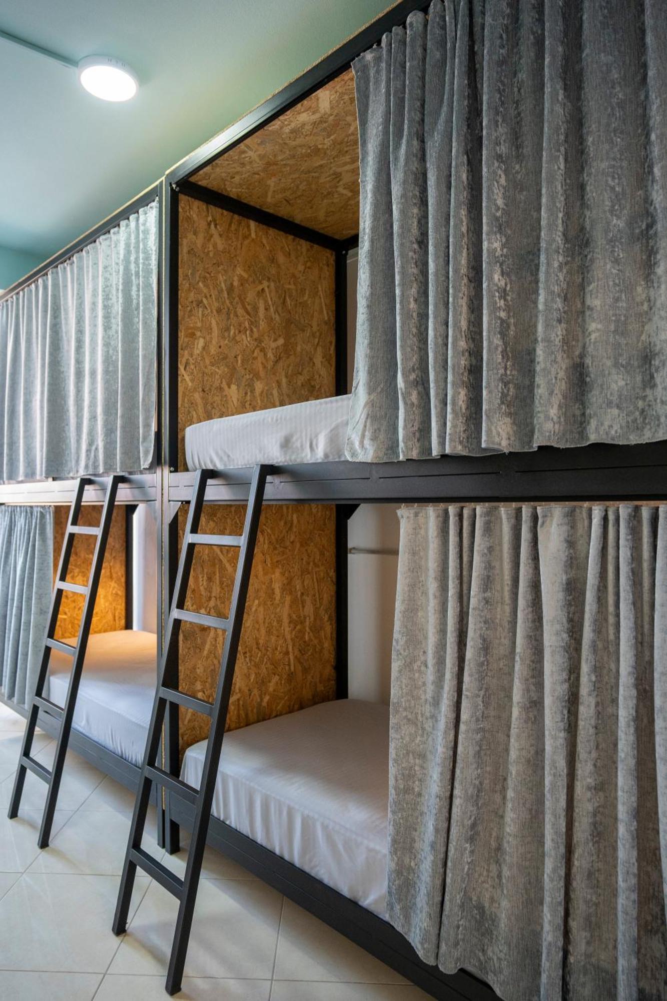 Golden Sleep Hostel شكودر المظهر الخارجي الصورة
